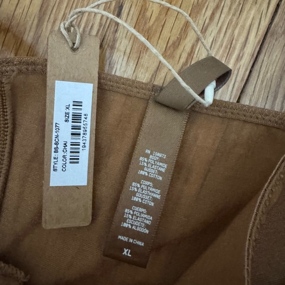 SKIMS Size XL Glissenette Chai Scoop Neck Sheer Bodysuit Shimmery Golden Gold - Picture 9 of 11